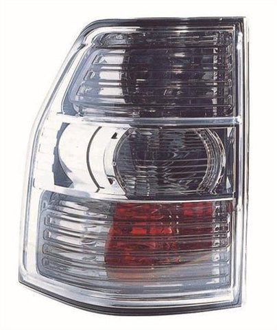 Mitsubishi Shogun/Pajero 5 Door Estate 2012-2015 Rear Lamp Passenger Side L